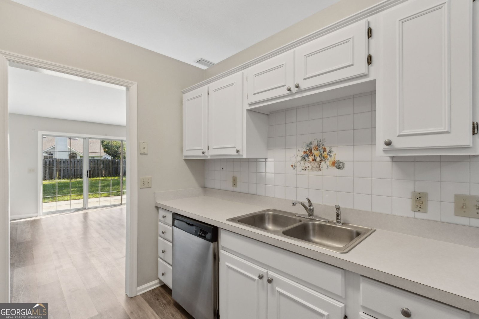 302 Hunt Club Road St. Marys - 16