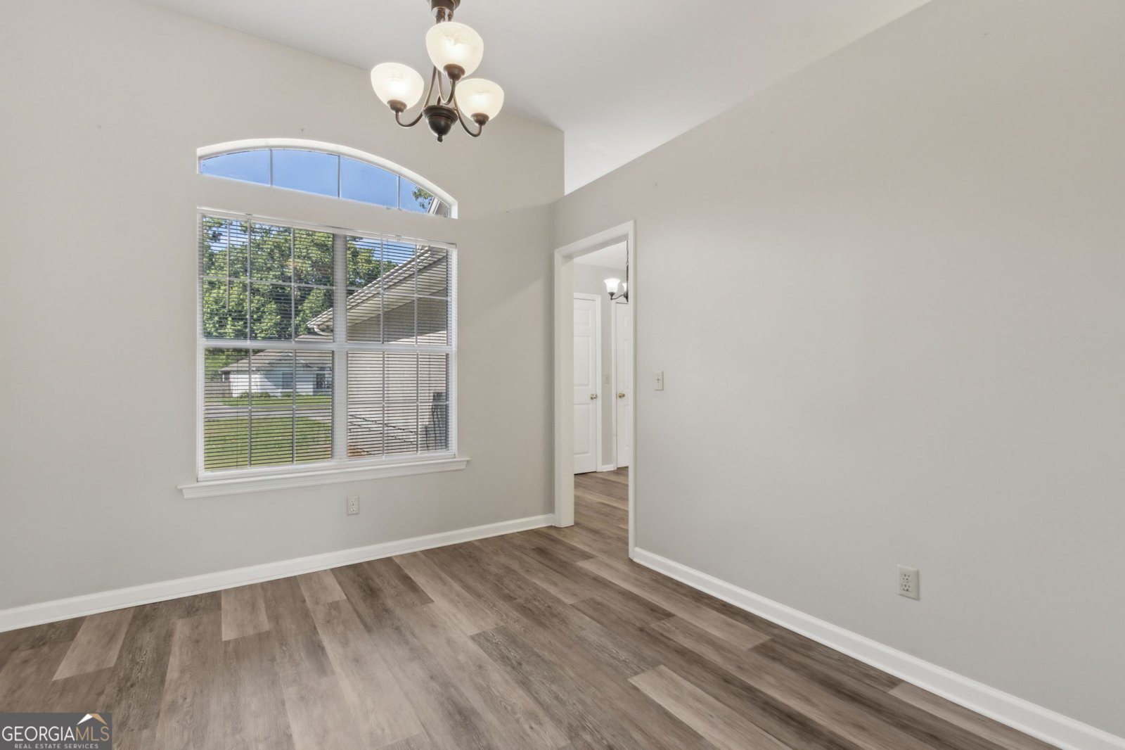 302 Hunt Club Road St. Marys - 23