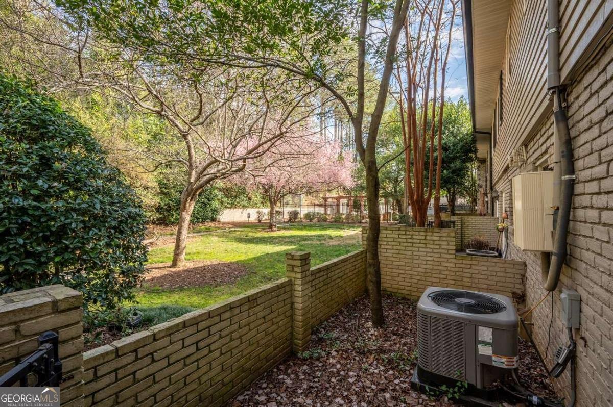 6940 Roswell Road Atlanta - 10