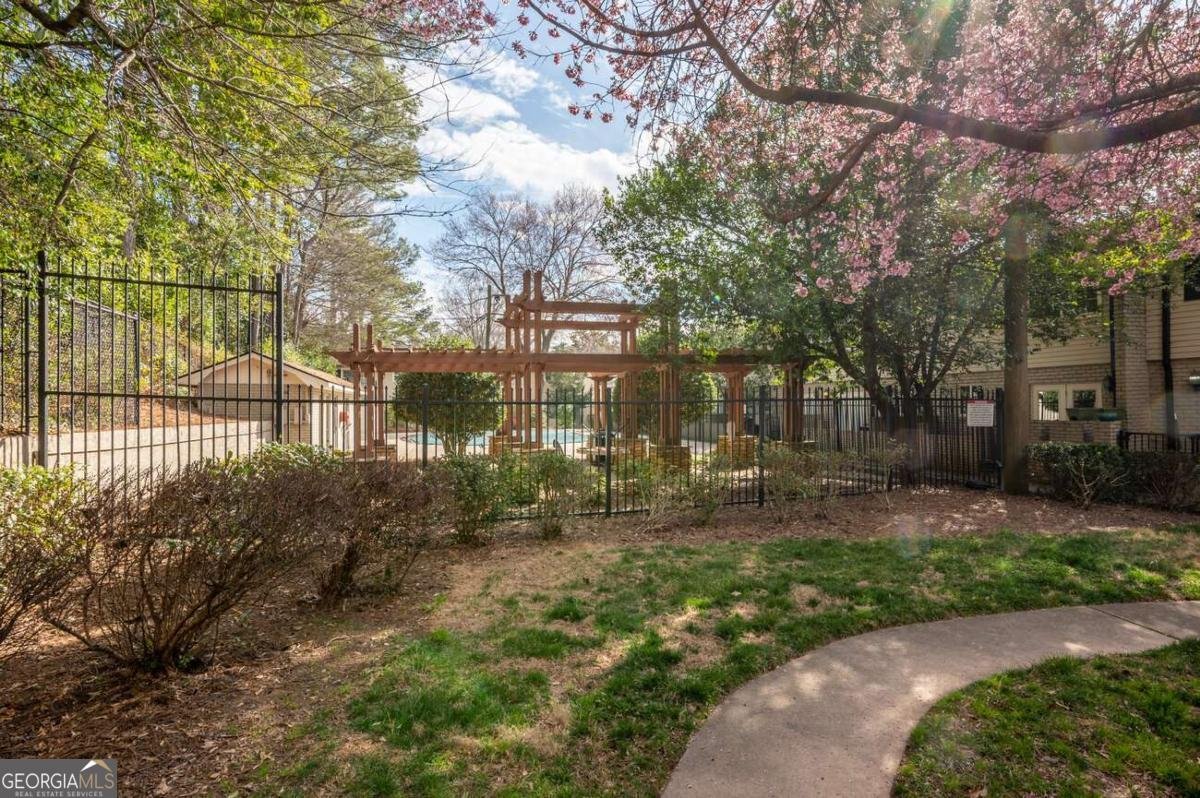 6940 Roswell Road Atlanta - 16