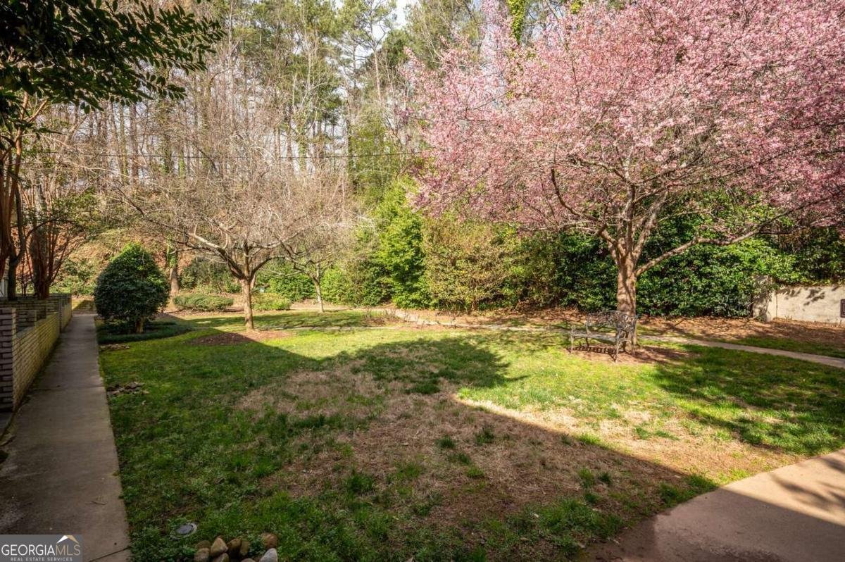 6940 Roswell Road Atlanta - 29