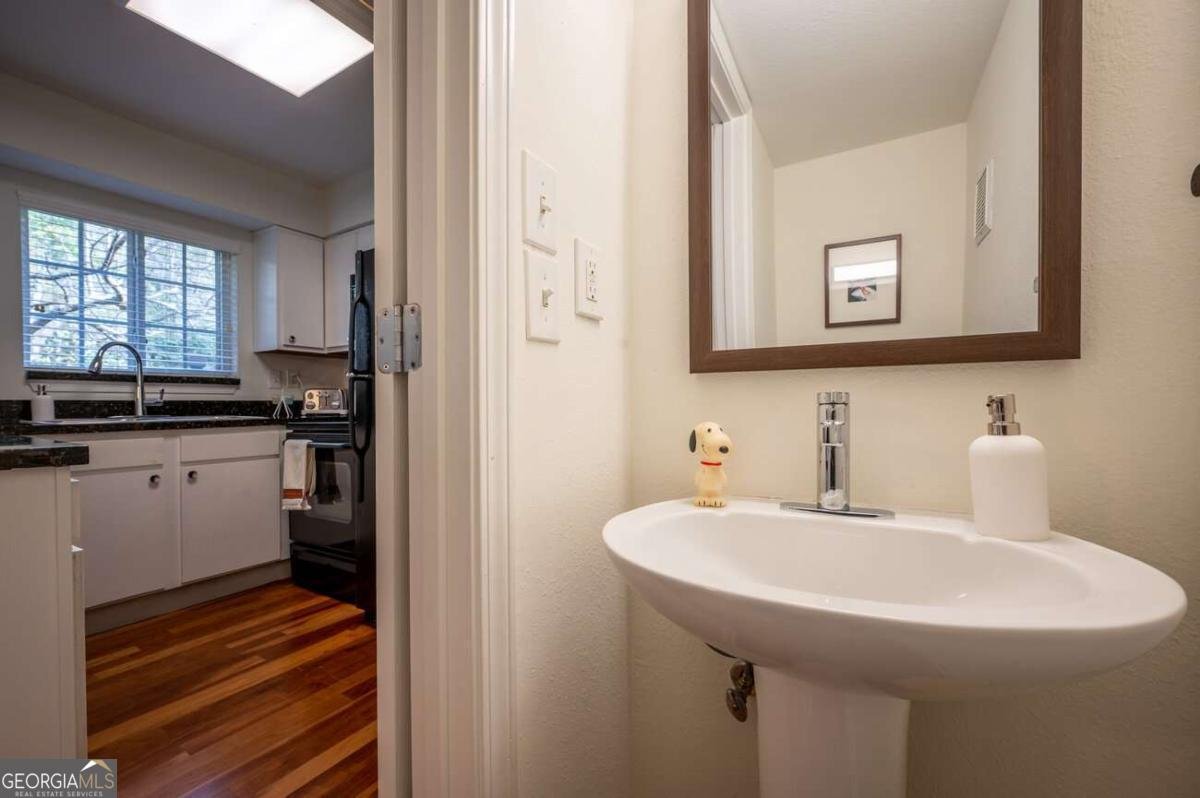 6940 Roswell Road Atlanta - 5