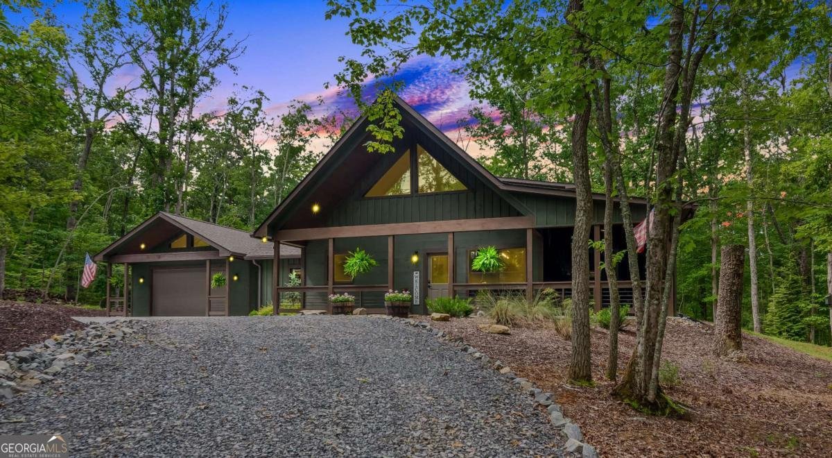 261 Rooks Road Mineral Bluff - 43