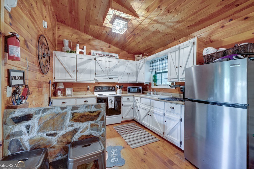 705 Hickory Drive Mineral Bluff - 26