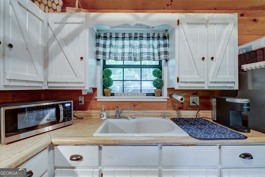 705 Hickory Drive Mineral Bluff - 29