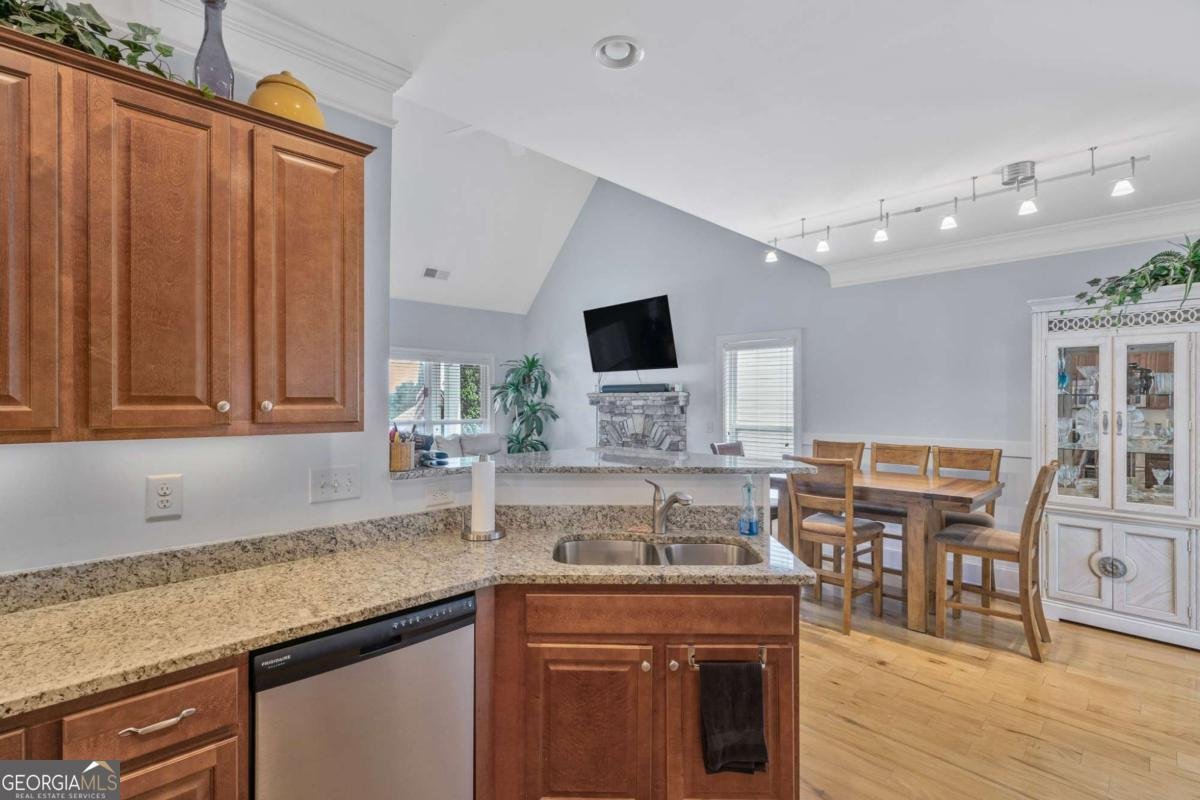 505 Mount Olive Circle Ball Ground - 33