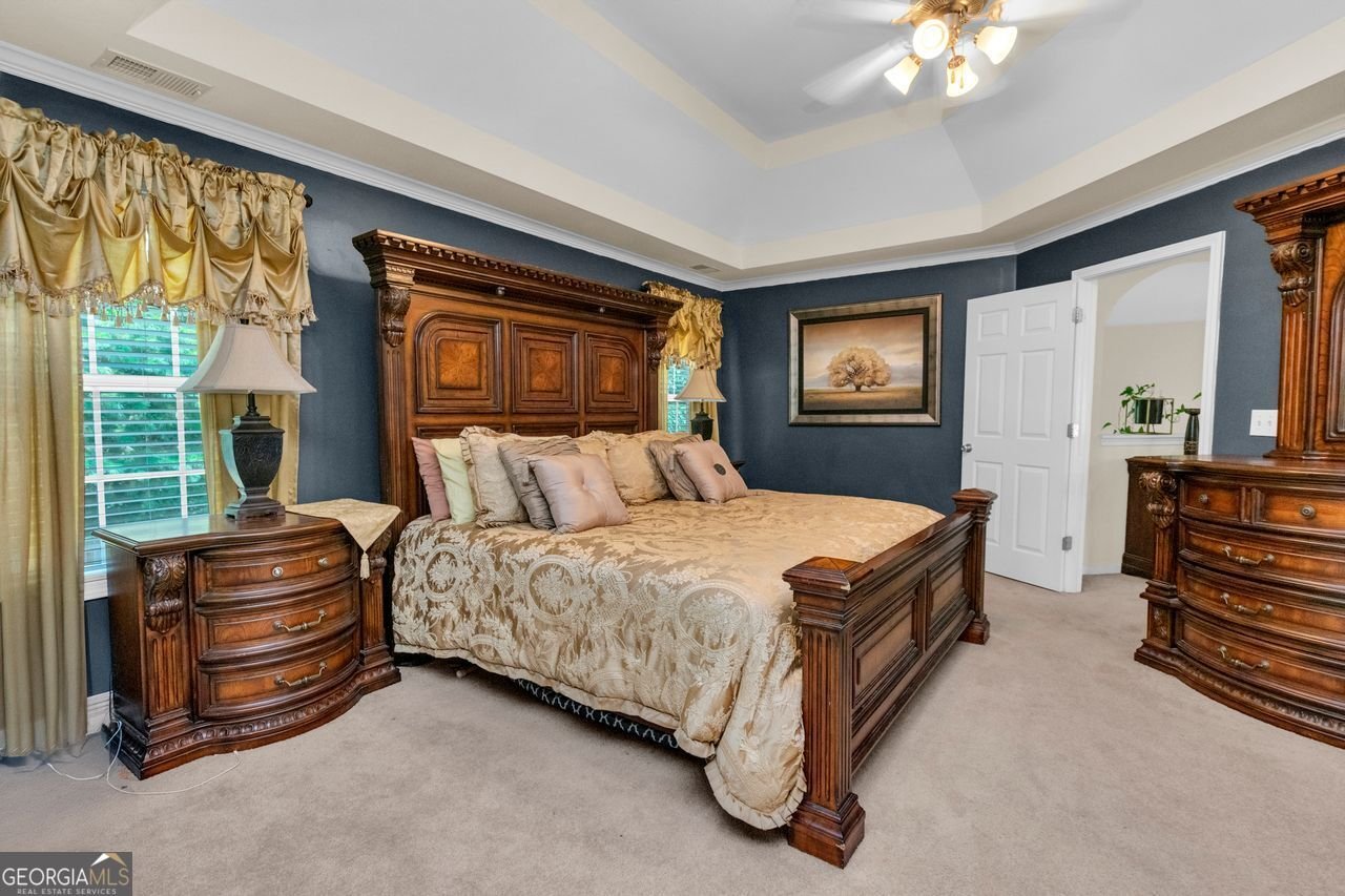 305 MATTHEW Circle Stockbridge - 12