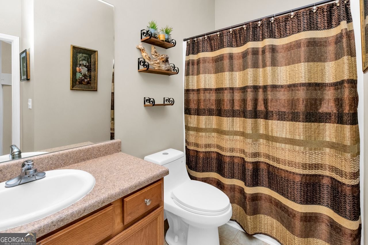 305 MATTHEW Circle Stockbridge - 20