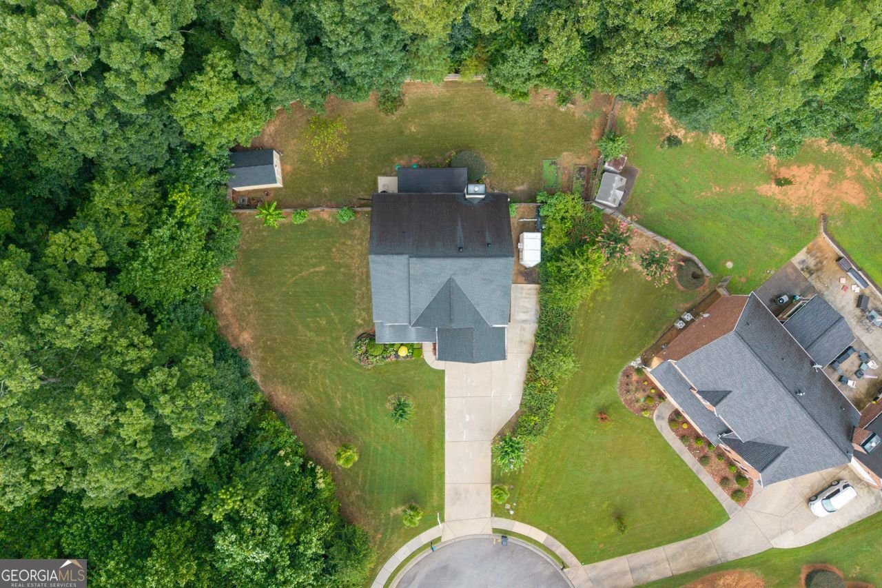 305 MATTHEW Circle Stockbridge - 31