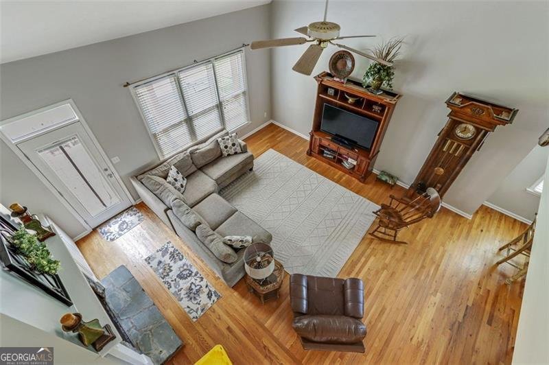 1054 AVERY CREEK woodstock - 12