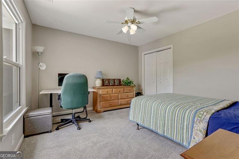 1054 AVERY CREEK woodstock - 25