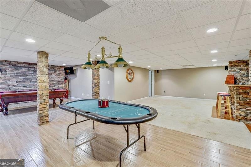 1054 AVERY CREEK woodstock - 28
