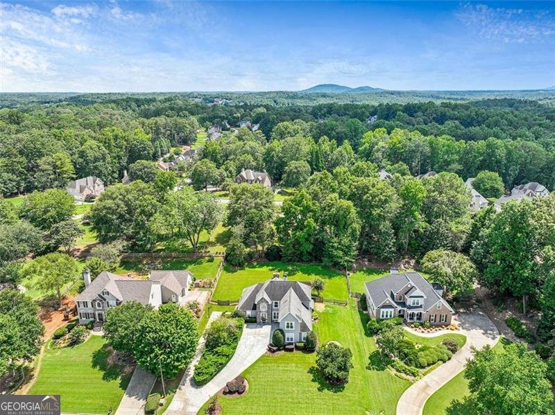 1054 AVERY CREEK woodstock - 35
