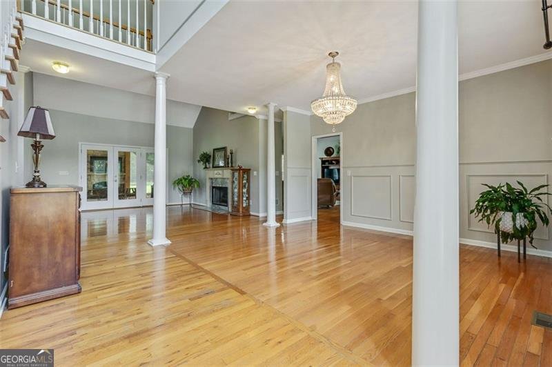 1054 AVERY CREEK woodstock - 4