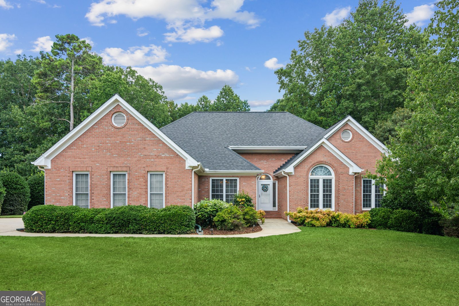 6365 CHESTNUT Pkwy Flowery Branch - 1