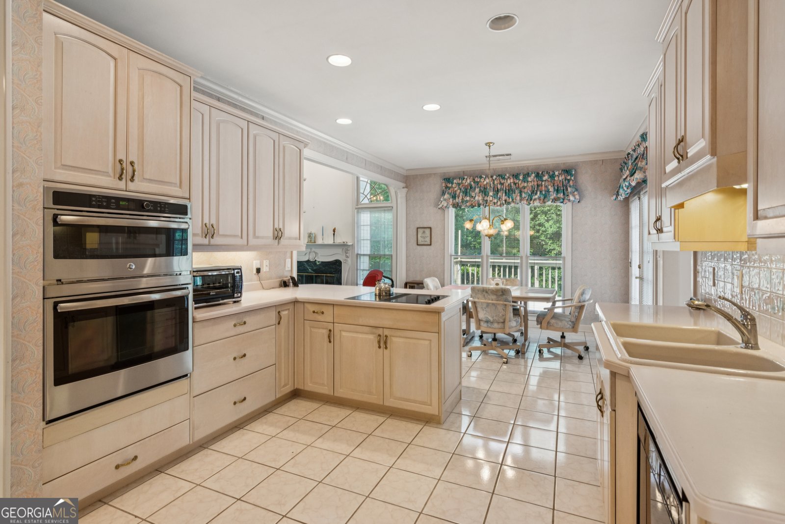6365 CHESTNUT Pkwy Flowery Branch - 11