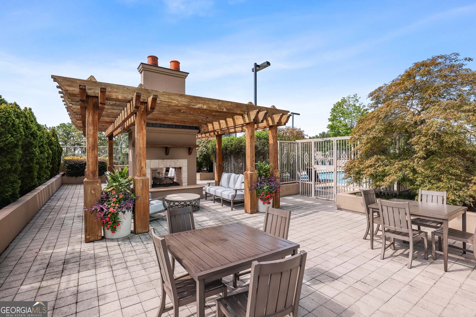 2795 Peachtree Road Atlanta - 28