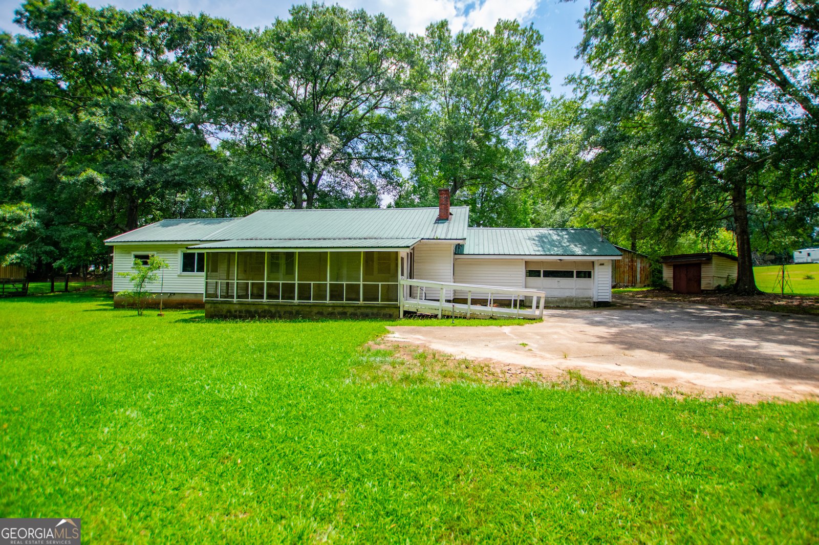 100 Redwine Drive Newnan - 14