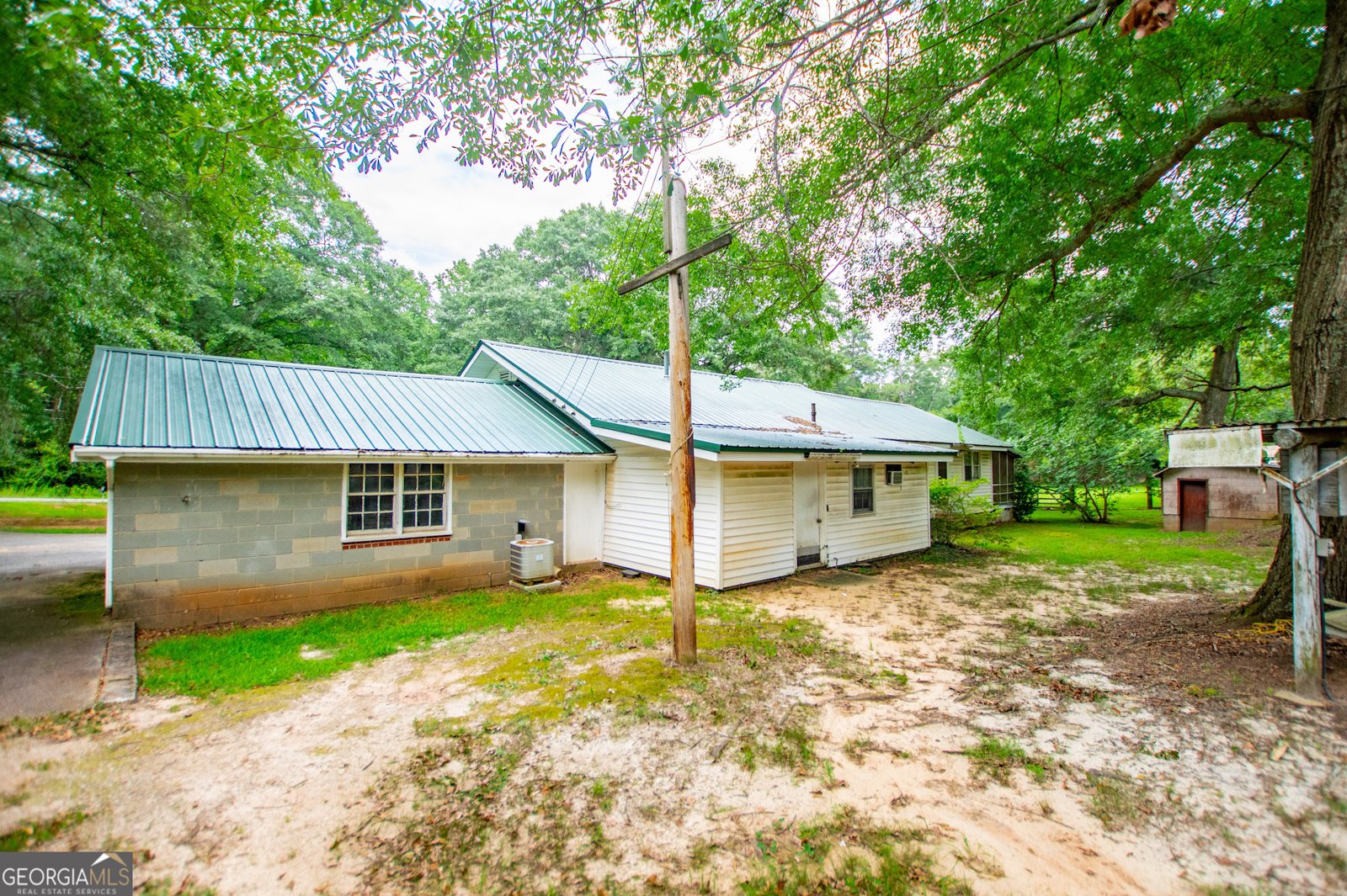 100 Redwine Drive Newnan - 19
