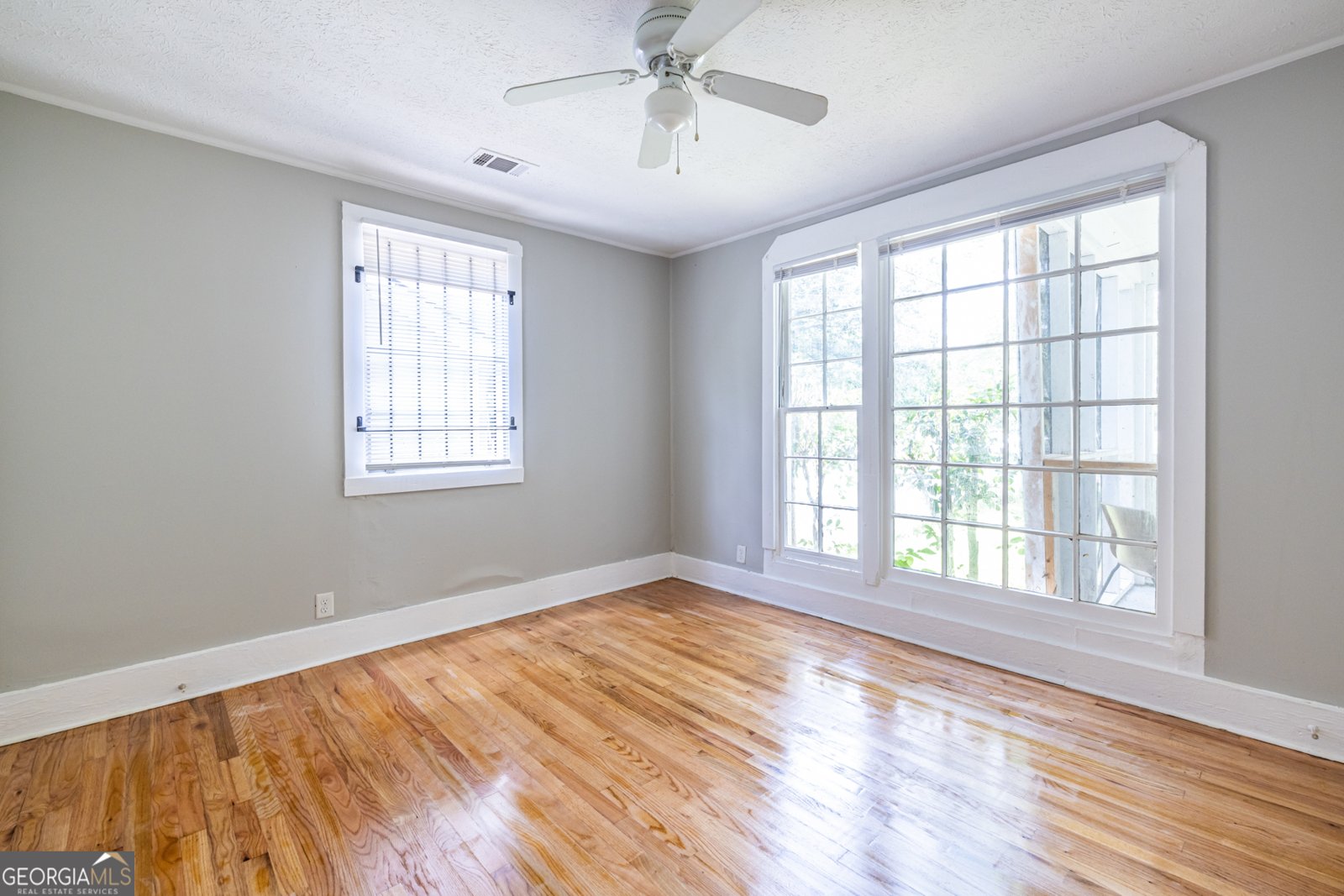 1135 Dobbs Drive Atlanta - 10