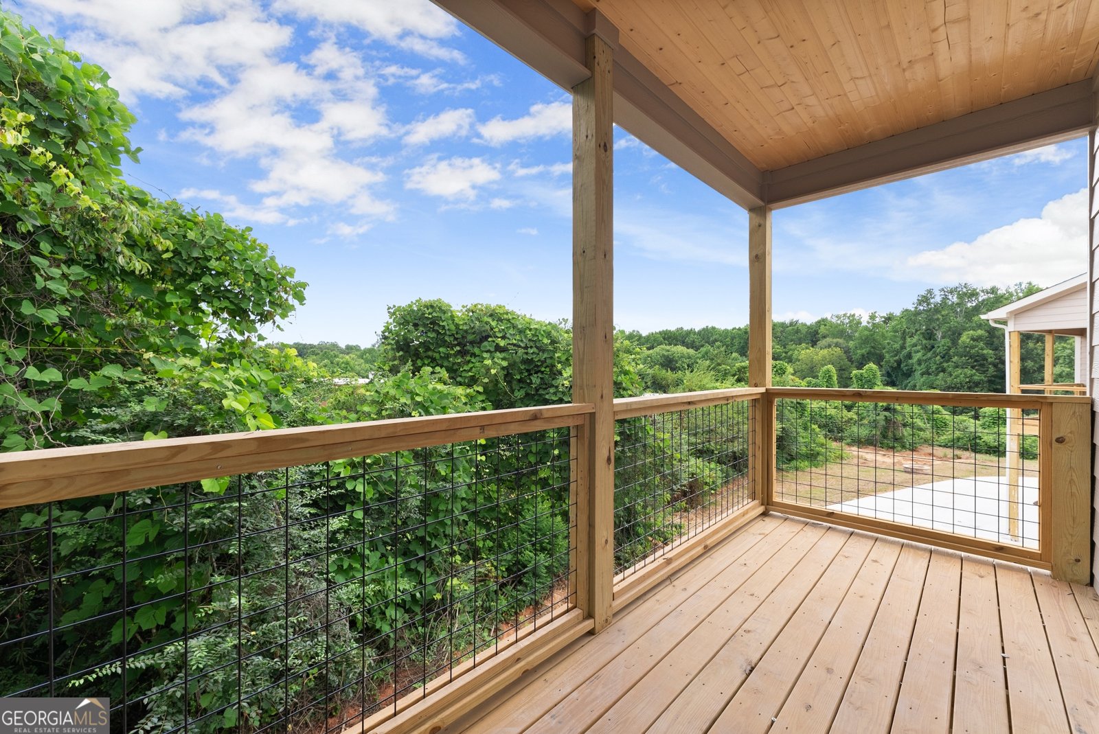 98 Colonial Drive Cleveland - 28