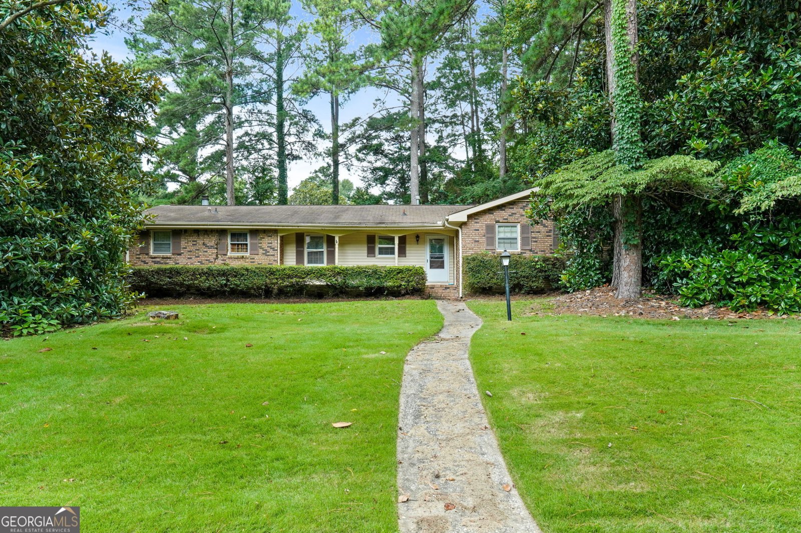 124 Hickory Drive Peachtree City - 1