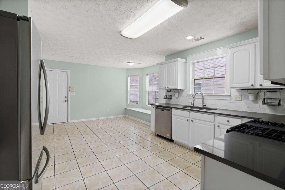 919 Harbins Pass Drive Dacula - 11