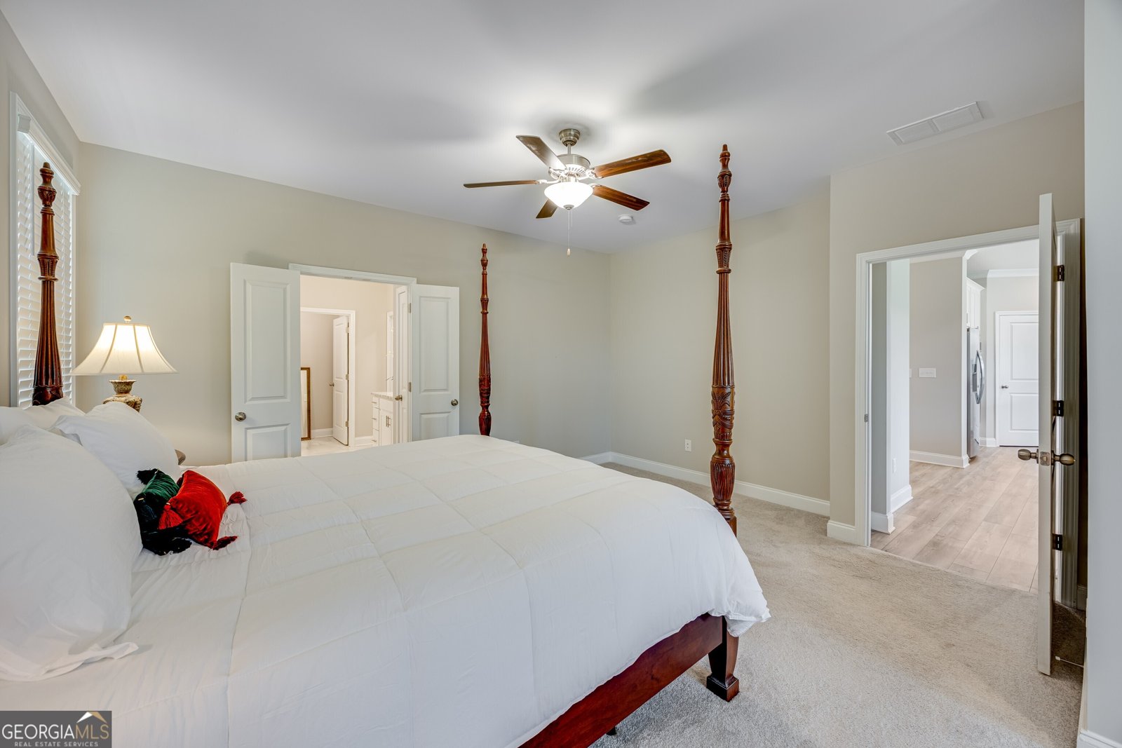 5212 Watchmans Cove Gainesville - 27