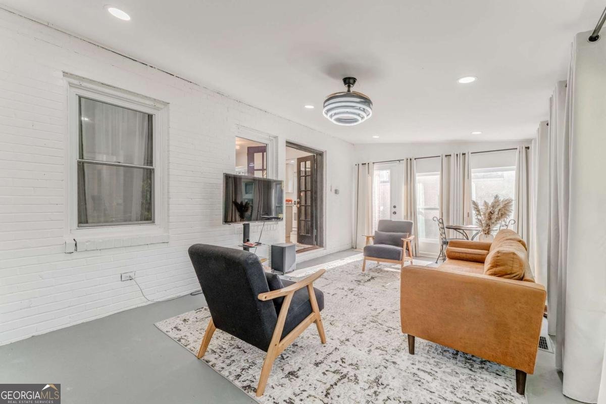 1363 Jefferson Avenue Atlanta - 17