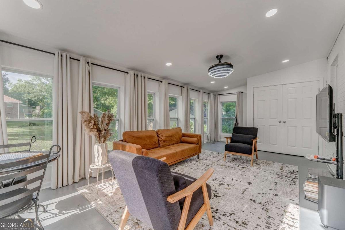 1363 Jefferson Avenue Atlanta - 18