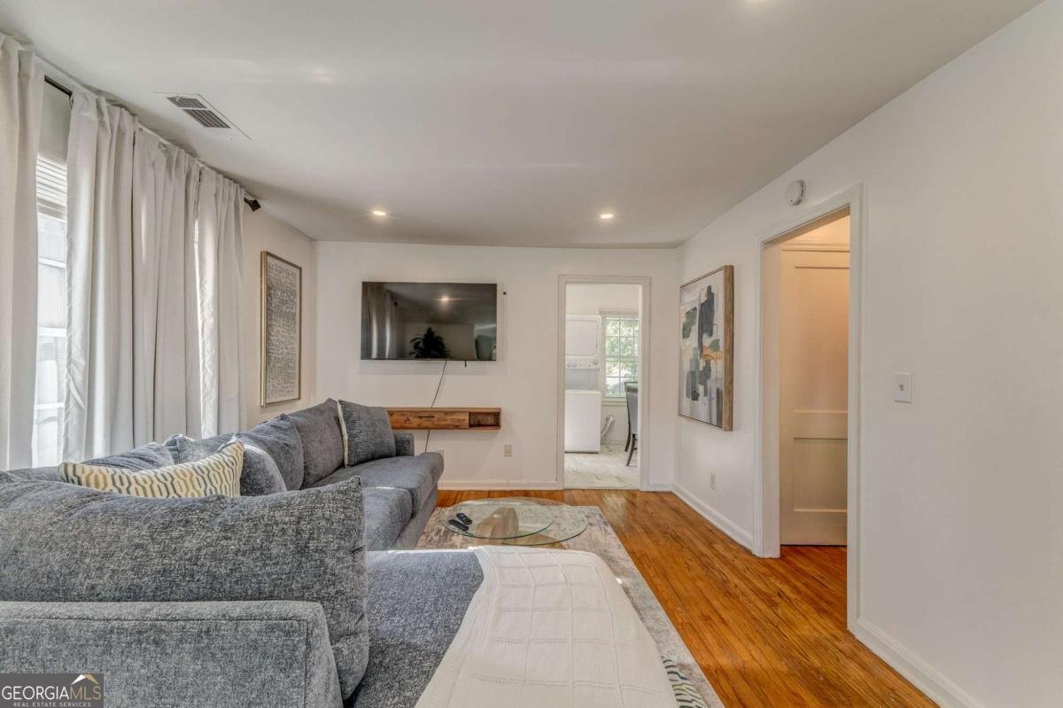 1363 Jefferson Avenue Atlanta - 33
