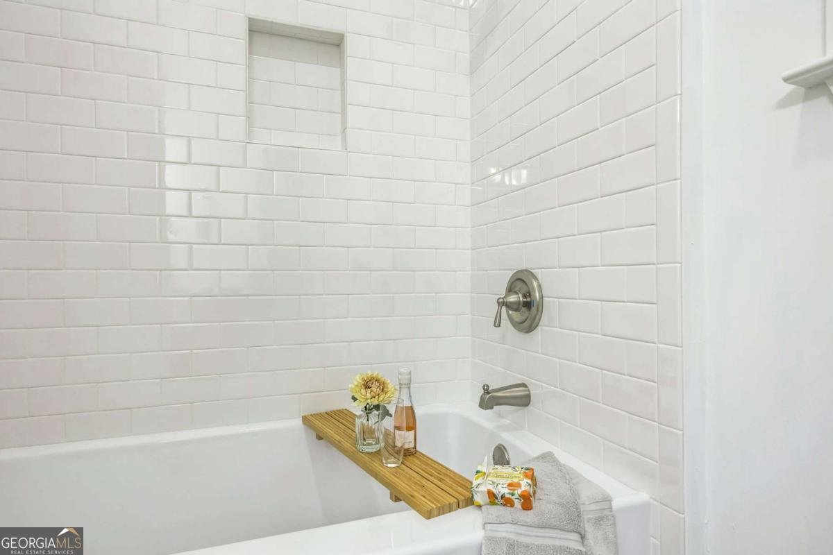 234 Carlyle Park Drive Atlanta - 17