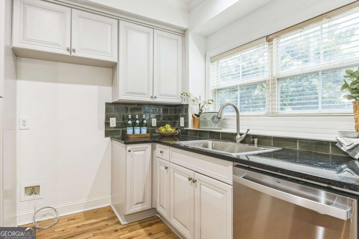 234 Carlyle Park Drive Atlanta - 6