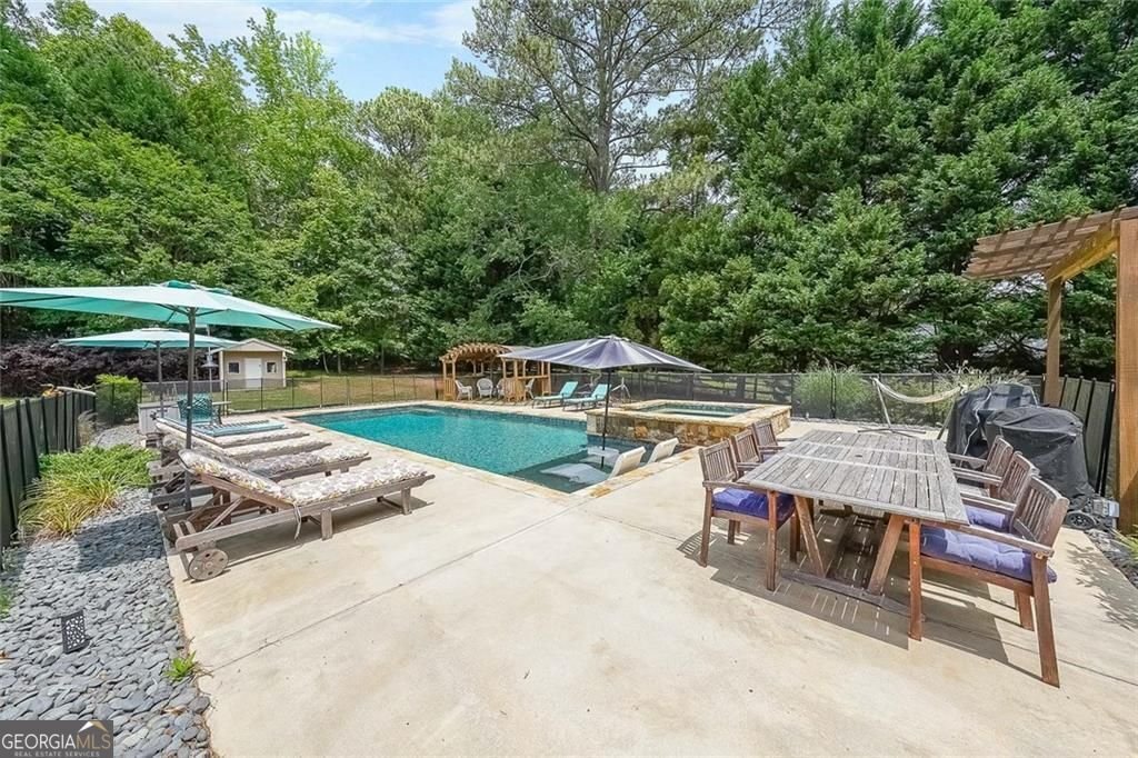 4135 Creekwood Drive Cumming - 10