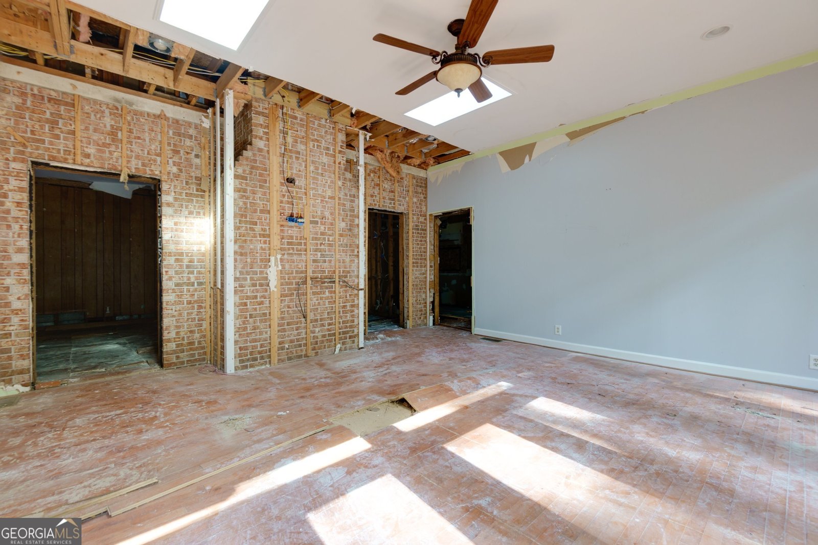 2525 NORTHSIDE Drive Atlanta - 24