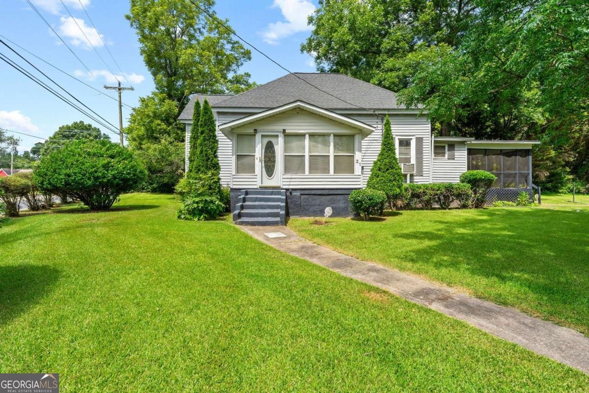 31 Elm Street Hampton - 1