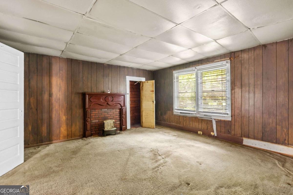 31 Elm Street Hampton - 11