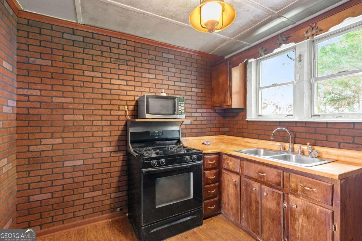 31 Elm Street Hampton - 7