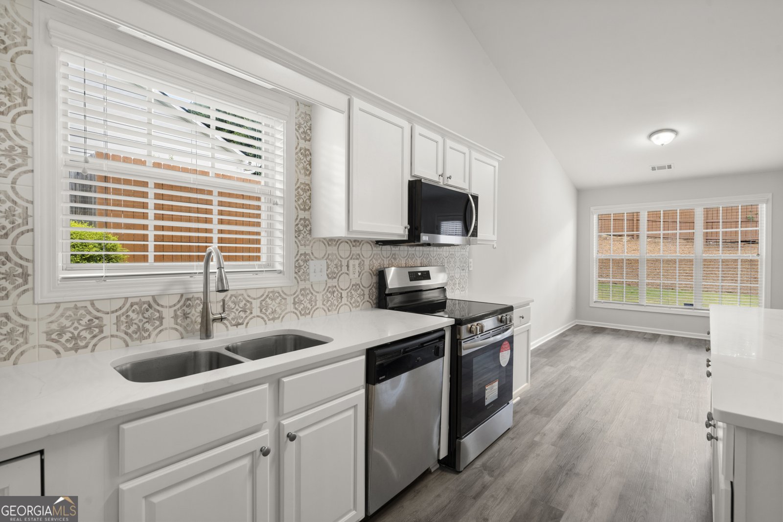 141 Carleton Gold Trail Dacula - 13