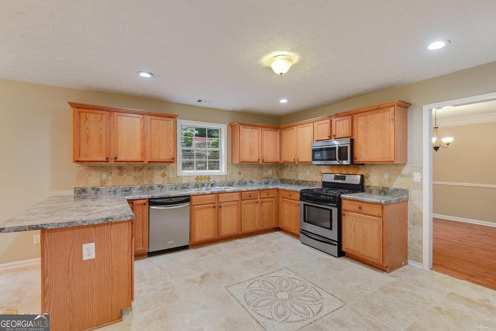 587 Wynmeadow Court Stone Mountain - 10