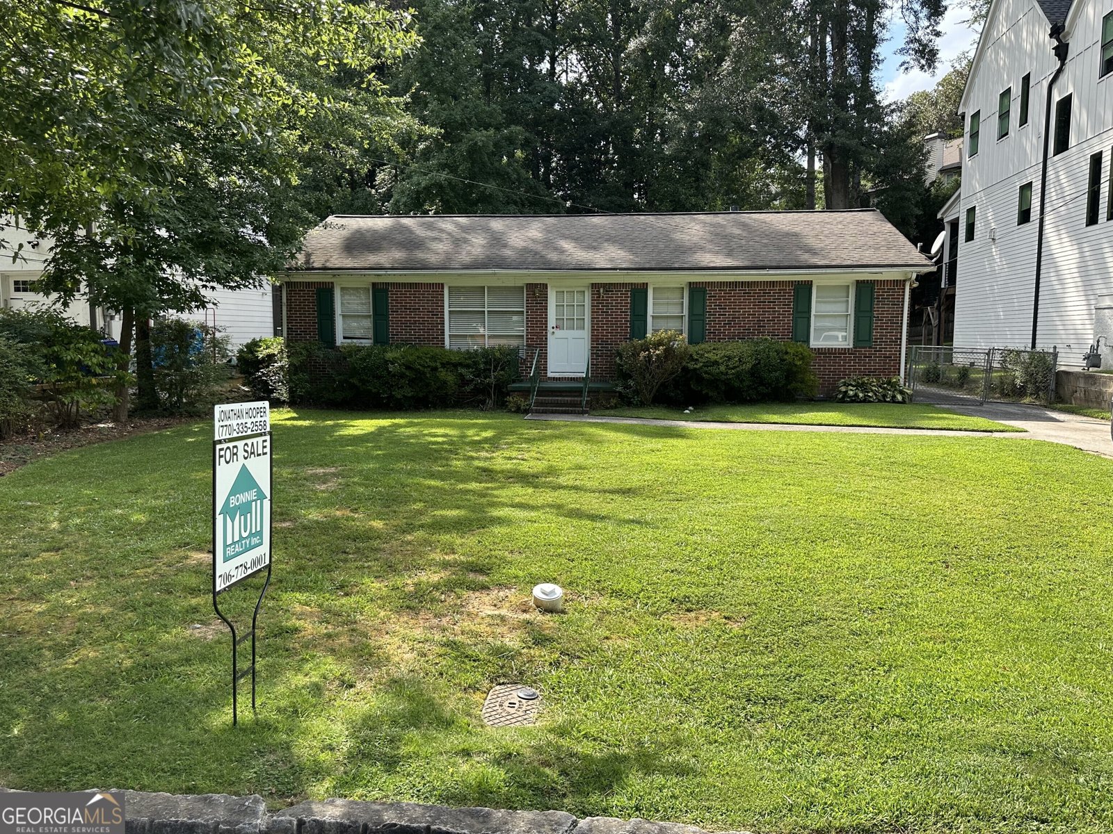 1728 Wayland Circle Brookhaven - 1