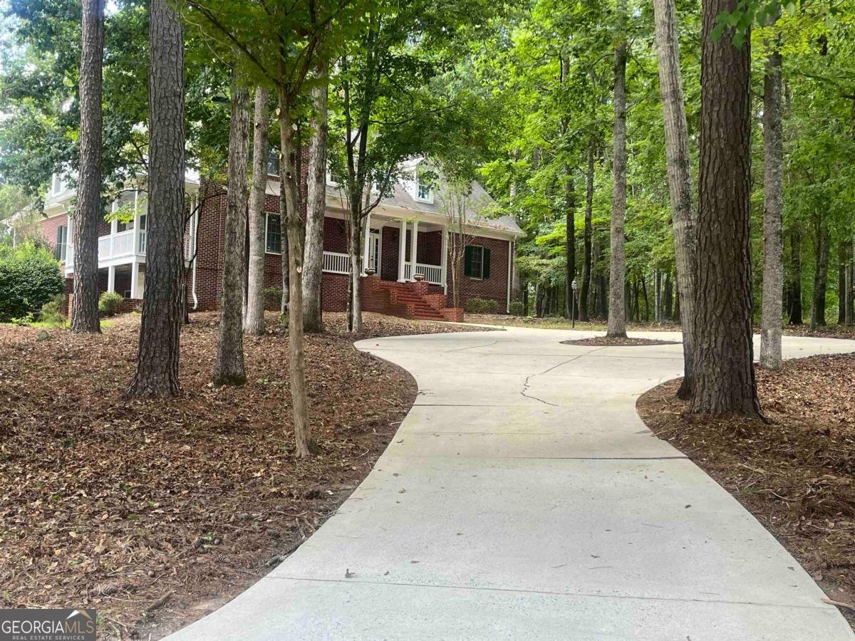 1001 Peachtree Court Greensboro - 2