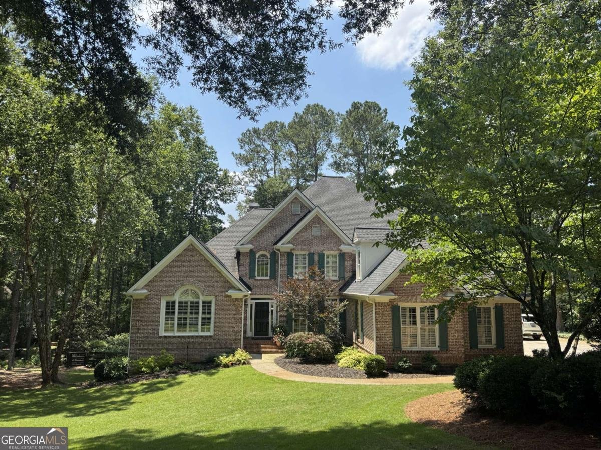 735 Richmond Glen Drive Milton - 1