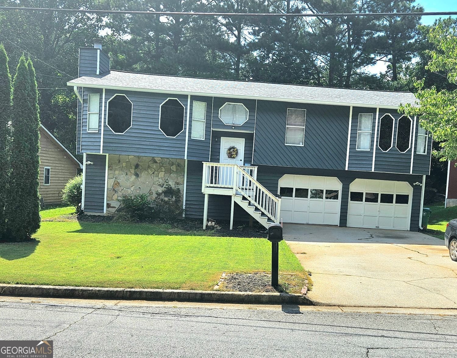 637 Pepperwood Lane Stone Mountain - 1