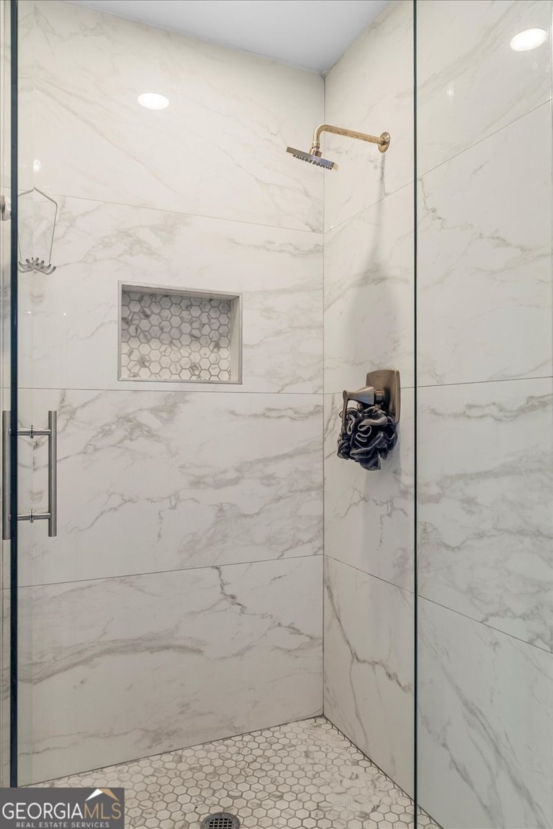 725 Neel Reid Drive Roswell - 9