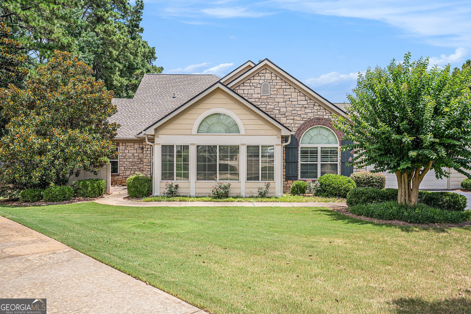 221 Fenwick Circle McDonough - 1