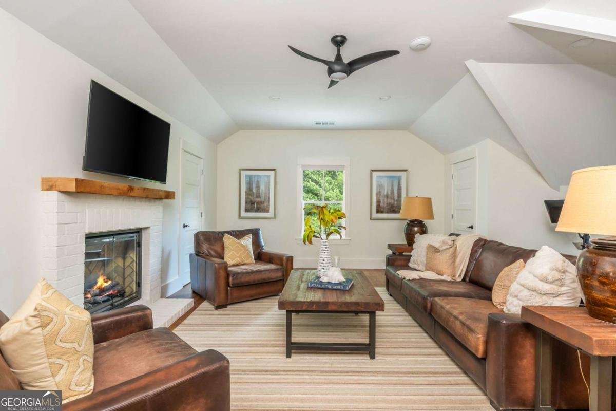 15430 Birmingham Highway Alpharetta - 43