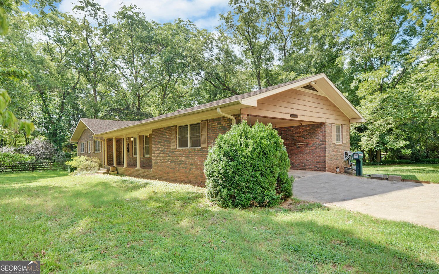 290 Hartwell Road Lavonia - 2