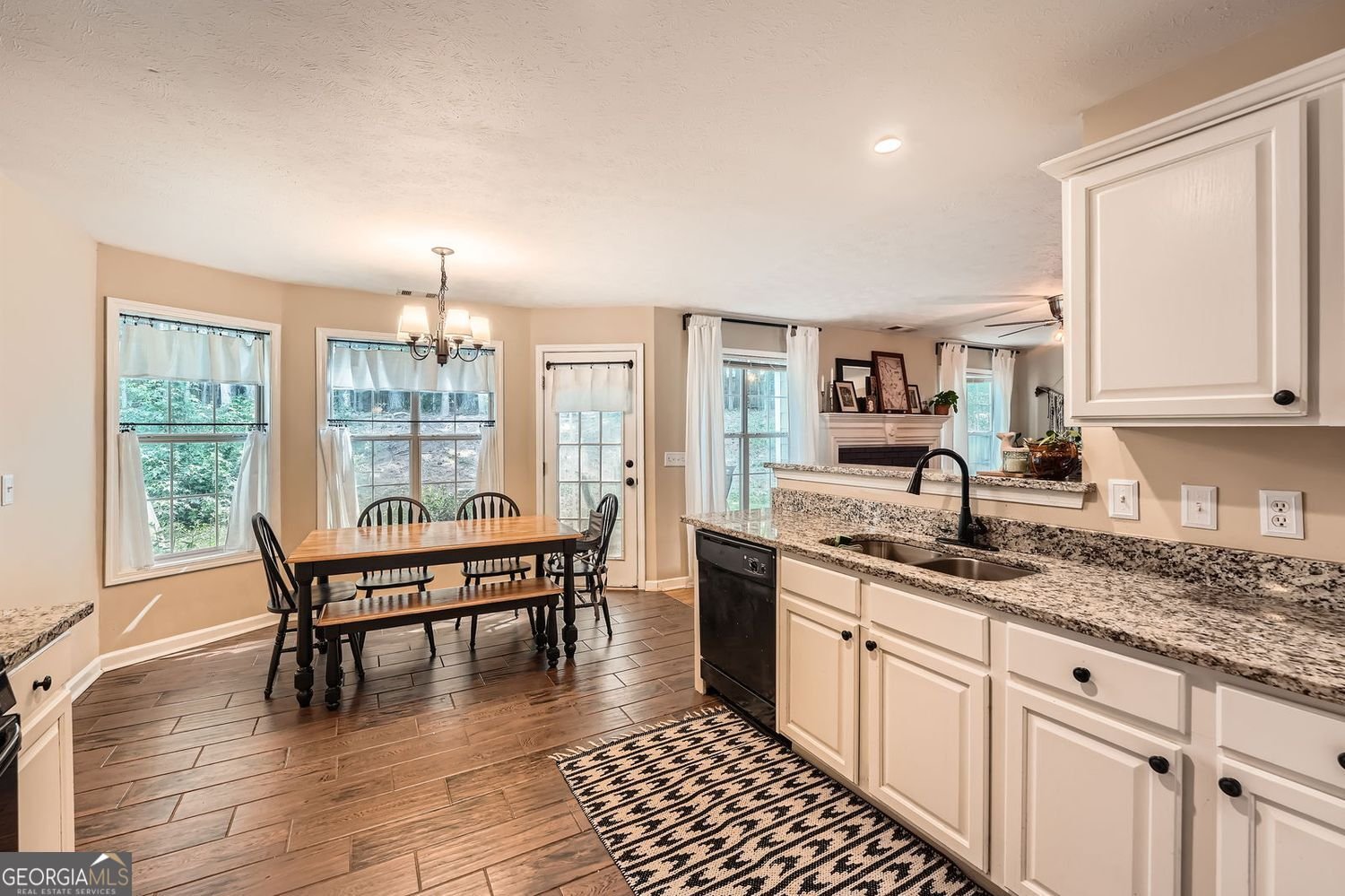 2400 Compton Place Suwanee - 10