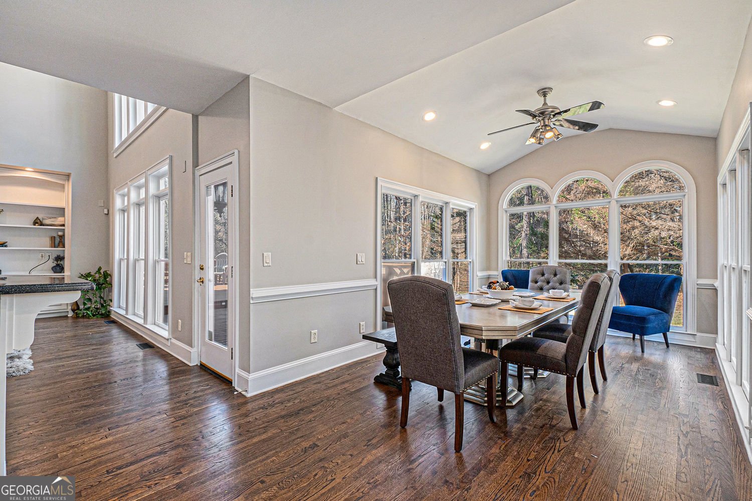 6614 Club View Court FLOWERY BRANCH - 19
